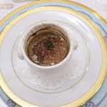 綱町三井倶楽部 - 2016オニオングラタンスープ