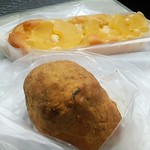 Sousaku Pan Koubo Uan - きなこもちもち119円 リンゴケイク237円