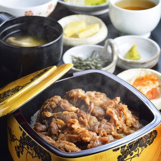 お得なランチメニュー