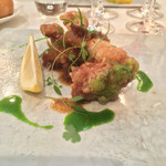 レストラン セビアン - ラカン産ピジョンのGV揚げ 内臓のソース