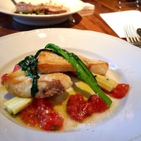 イゾラ スメラルダ - 本日の鮮魚ソテーフレッシュトマトのケッカソース