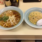 ラーメン亭 - ラーメン/醤油＆チャーハン（500円）