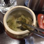 陳餃子亭 - 中には搾菜