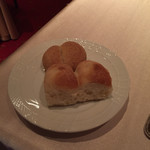 リストランテ ラ・バリック トウキョウ - 全粒粉と米粉パン