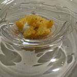 オルト - みかんのデザート　みかんの皮をすりおろしたものが使用されています