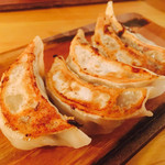 GYOZA BAR Comme a Paris - 