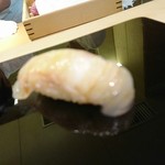 鮨 ます田 - ひらめ