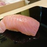 鮨 ます田 - ぶり