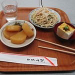 おかず食べ放題