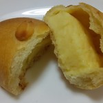富崎ベーカリー - クリームパン