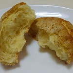 富崎ベーカリー - ヘーゼルナッツのメロンパン