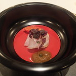 食堂セゾンドール - 鮮魚のマリネ赤味噌風味黒オリーブソース
