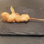 食堂セゾンドール - アコヤ貝のベニエ銀杏スパイス