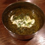 SPICY CURRY 魯珈 - ほうれん草とアボカドのカレー（ぷち）