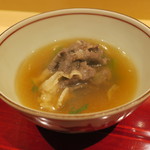 銀座 しのはら - 月の輪熊とセリの鍋3