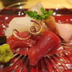 銀座 しのはら - 青森の平目 兵庫の針烏賊氷見の寒鰤大間の鮪 いぶりがっこと辛味大根3