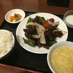 金門閣 - 黒酢酢豚定食（850円）