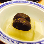 広尾 一会 - 2016／12
      最高級の大根。シイタケ