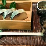 Saba Kaidou Hanaore - 鯖寿し膳