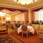 フランス料理 ル・トリアノン - ('10/12)店内風景