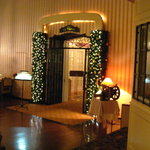 フランス料理 ル・トリアノン - ('10/12)店の入口