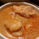 青山ガパオ食堂 - マッサマンカレー。