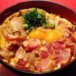 本家比内邸 - 2016年5月 比内地鶏親子丼 1200円(双子だったようです)