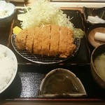 とんかつ いわい - 【特選】厚切りロースかつ定食 2,500円