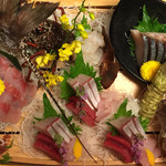 食べるお宿 浜の湯 - 伊勢海老のお造りも入った舟盛り。