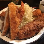 西麻布 三河屋 - 三河屋(海老フライ定食+メンチカツ追加)