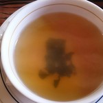 田津田 - スープカップだけどコンソメじゃないです。さっぱりと美味しい。