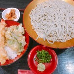 Juuwari Soba Tarou - 地元産の蕎麦粉100%の天丼セット1500円^^;