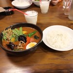 西屯田通りスープカレー本舗 - 野菜カレー
            濃厚コクスープ(スープ大盛り)