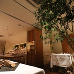 現代ガストロノミー 四匹の猫 - 2016年12月再訪：内観☆