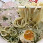 らーめん弥七 - 塩らーめんの麺☆