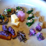 千松しま - 【切干大根、もってのほか（食用菊）ととんぶり、ぜんまい、冬至南瓜、獅子唐と天然鰻、胡麻とほうれん草、黄身酢寒天、茗荷寒天】◎2010/12