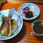 千松しま - 【天丼と布海苔味噌汁、漬け物】★2010/12