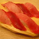 沼津魚がし鮨 - 本マグロ３種握り（９８０円）