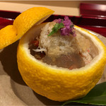 銀座 しのはら - 柚子釜 蟹、鮑、子持ち昆布、鮑、蕪、土佐酢、花穂紫蘇。蕪の炊き加減はサクサク軽い。