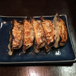 Ajidokoro Kitaguniya - 餃子も肉汁たっぷり