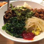 炭火焼肉ホルモン 徳臓 - 2016.12. 茶碗ビビンパ