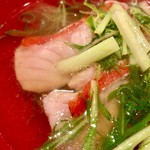 津の守坂 小柴 - 温物：金目鯛と水菜の餡物。先ほどの椀物とダシをちゃんと変えているのもさすが。こちらのほうが柔らかくて好み。