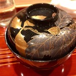 津の守坂 小柴 - 椀物：甘鯛の椀物