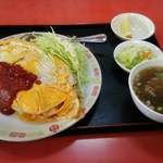 中華料理 喜楽 - オムライス (750円)
