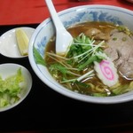 Chuukaryouri Kiraku - ラーメン (450円)