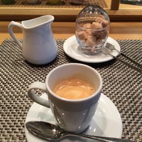 ビフトロ バイ ラ コクシネル - コーヒー