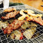 新楽井 - カンテキで焼くと…お肉が旨いヽ(^o^)丿