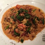オマール海老のトマトクリームパスタ