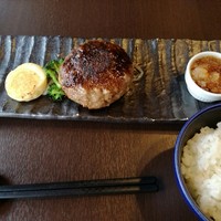 鉄板焼きgrow 上野店 - ランチ　肉肉しいハンバーグ　たしか千円