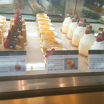 ピエールプレシュウズ - 【2016.12】ショーケース